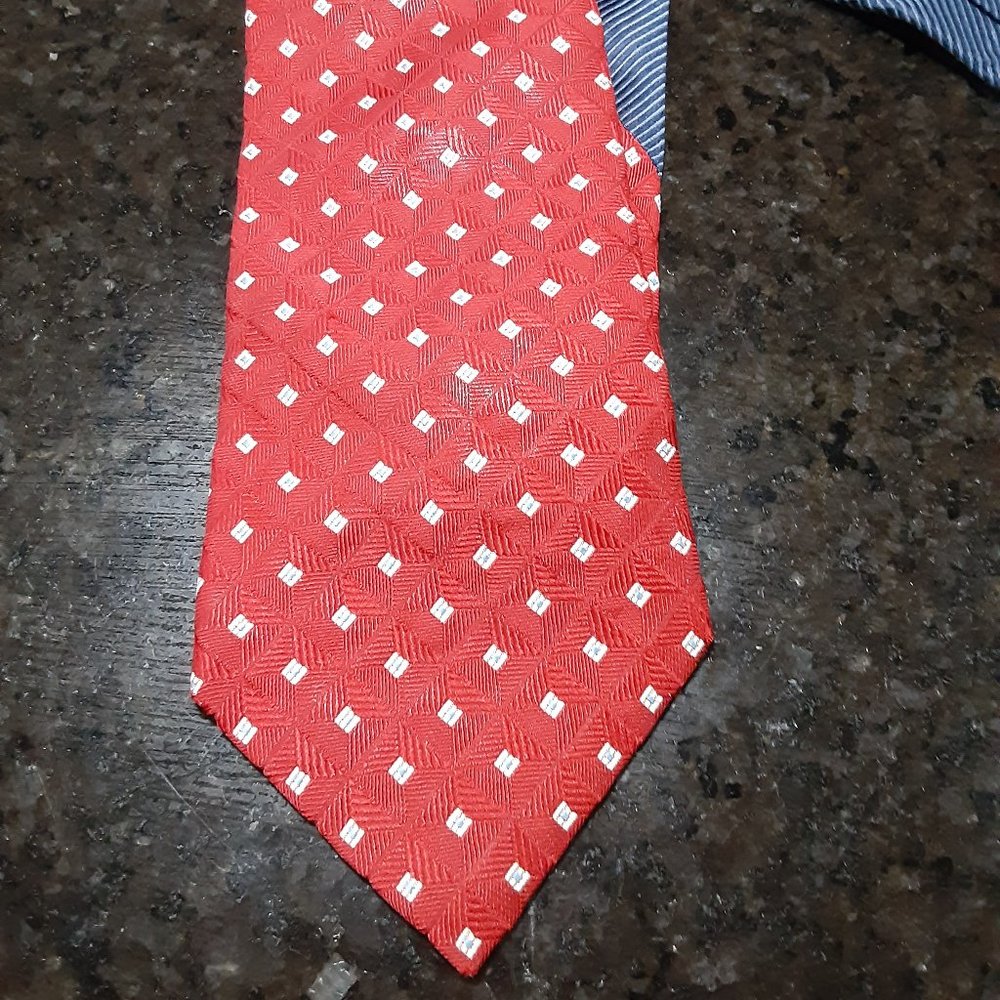 A Tommy Hilfiger Red & Blue Tailed Tie!  #66